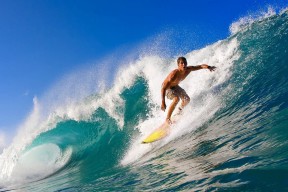 WNBA选秀大会 “女版文班亚马”状元身份加盟印第安纳狂热